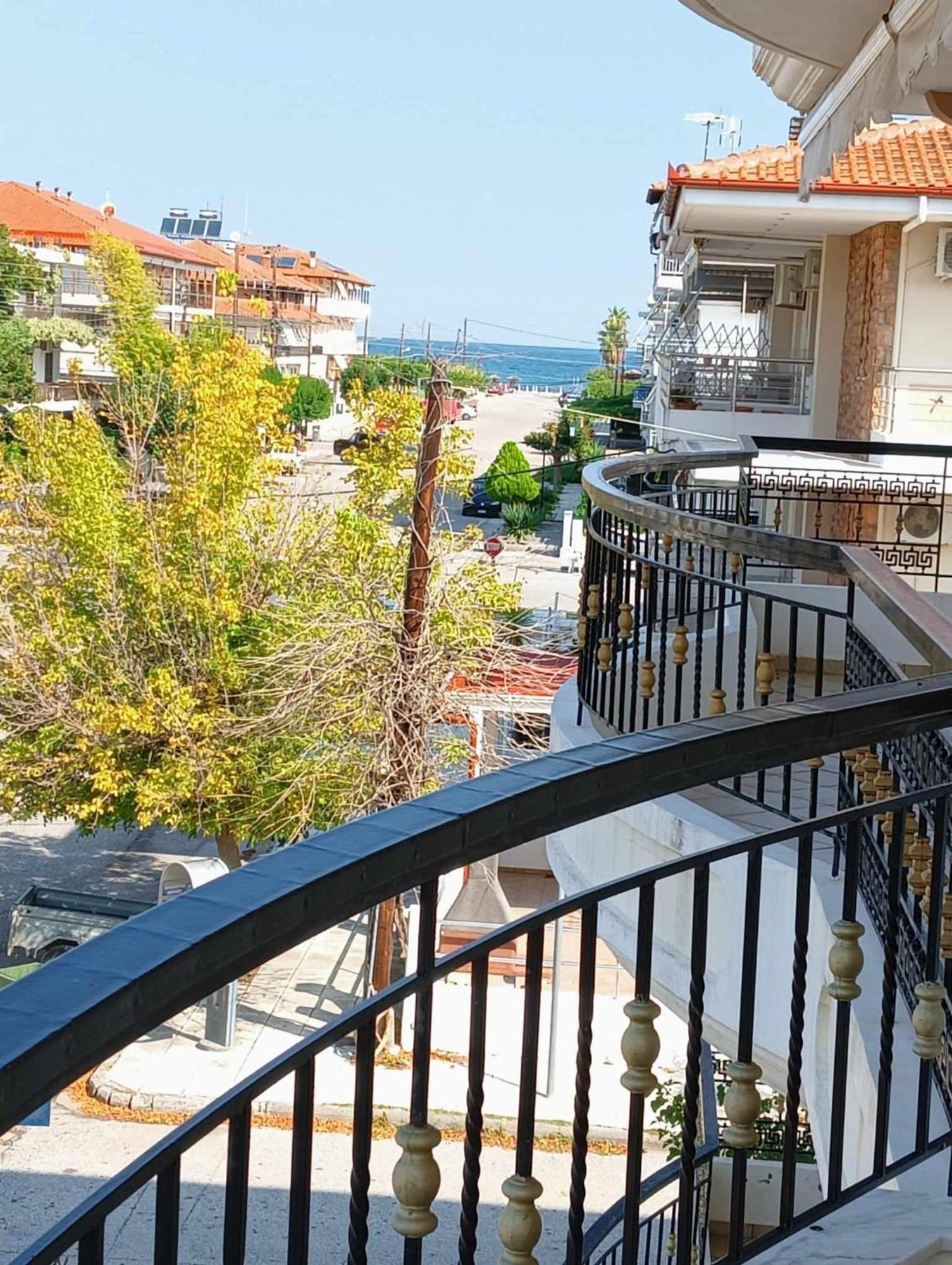 Roula Apartment Νέοι Πόροι Εξωτερικό φωτογραφία